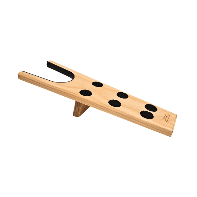 Støvleknægt i træ