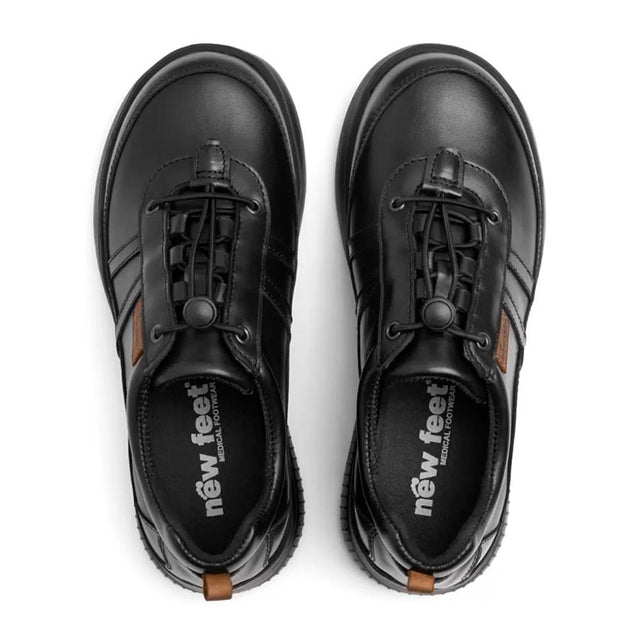 Women's Shoe with Easy-Fasten Closure, Black, New Feet