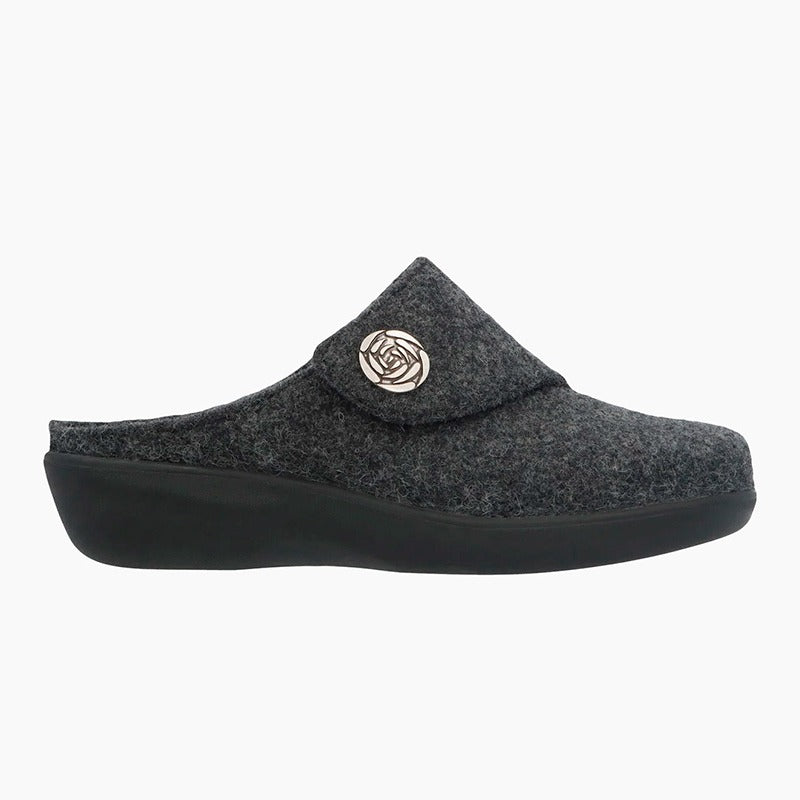 Women's Slipper, Dark Grey, New Feet