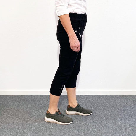 Capri Trousers, Black, Women